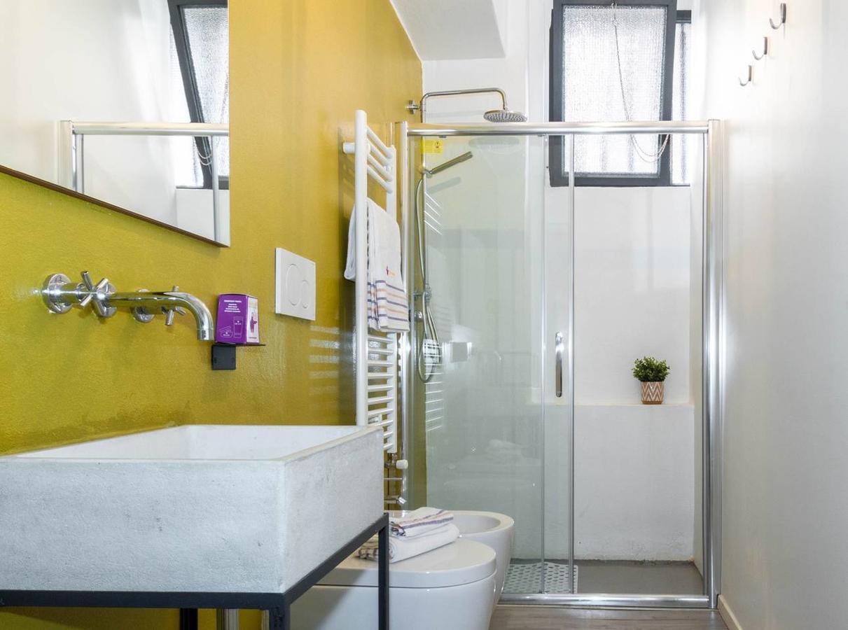 Joivy Exclusive Apt For 4 In Navigli Near Parks มิลาน ภายนอก รูปภาพ